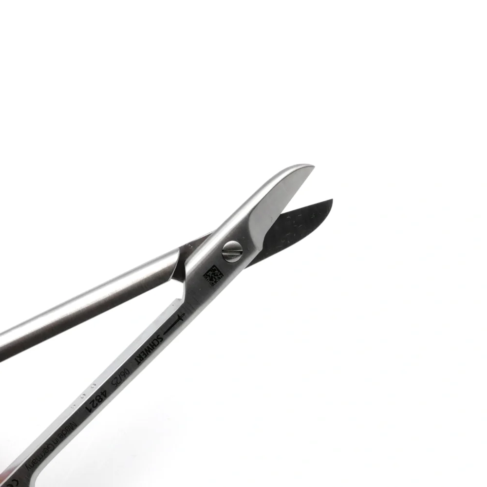 Derma scissors sharp straight
